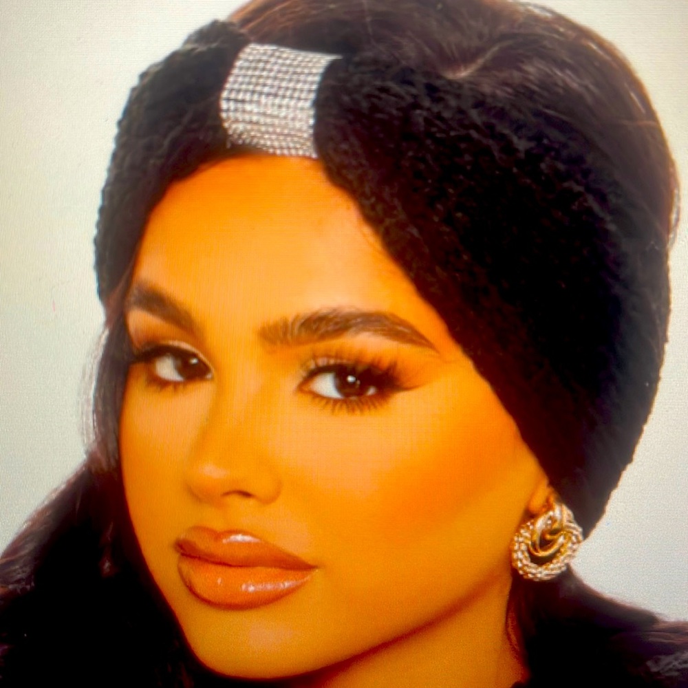 Knit headband
